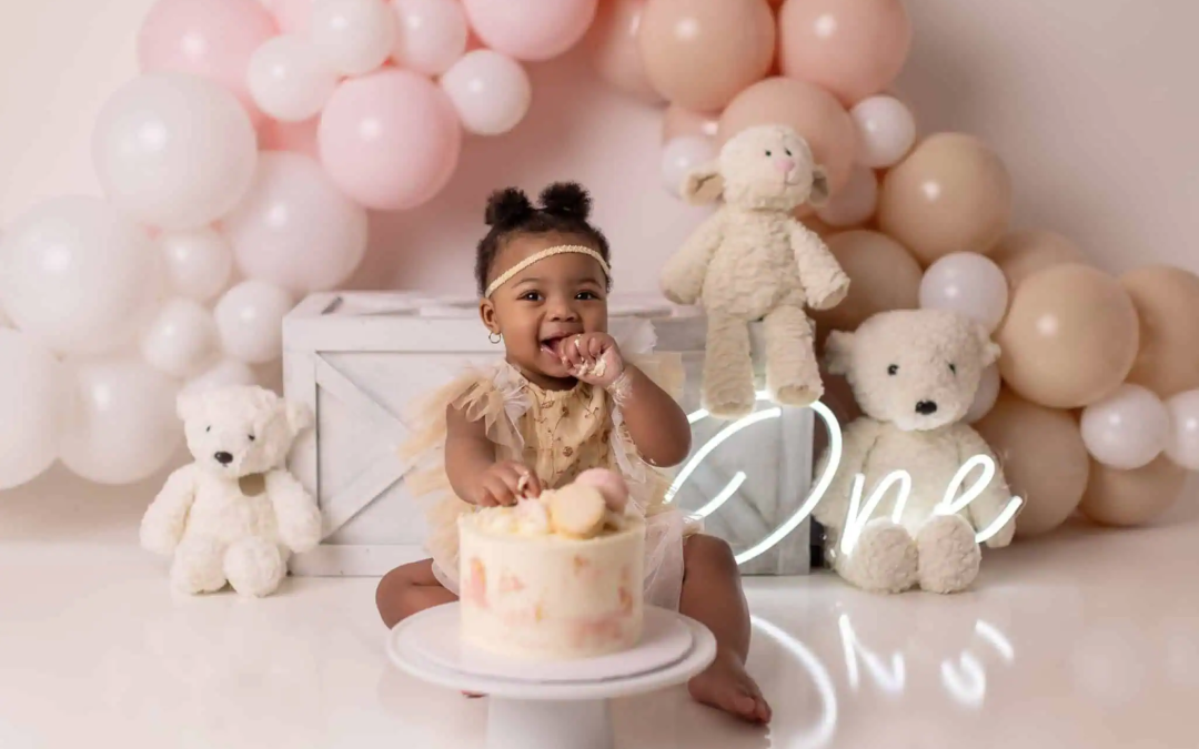 The Ultimate Guide to Cake Smash Photography for Your Baby’s First Birthday