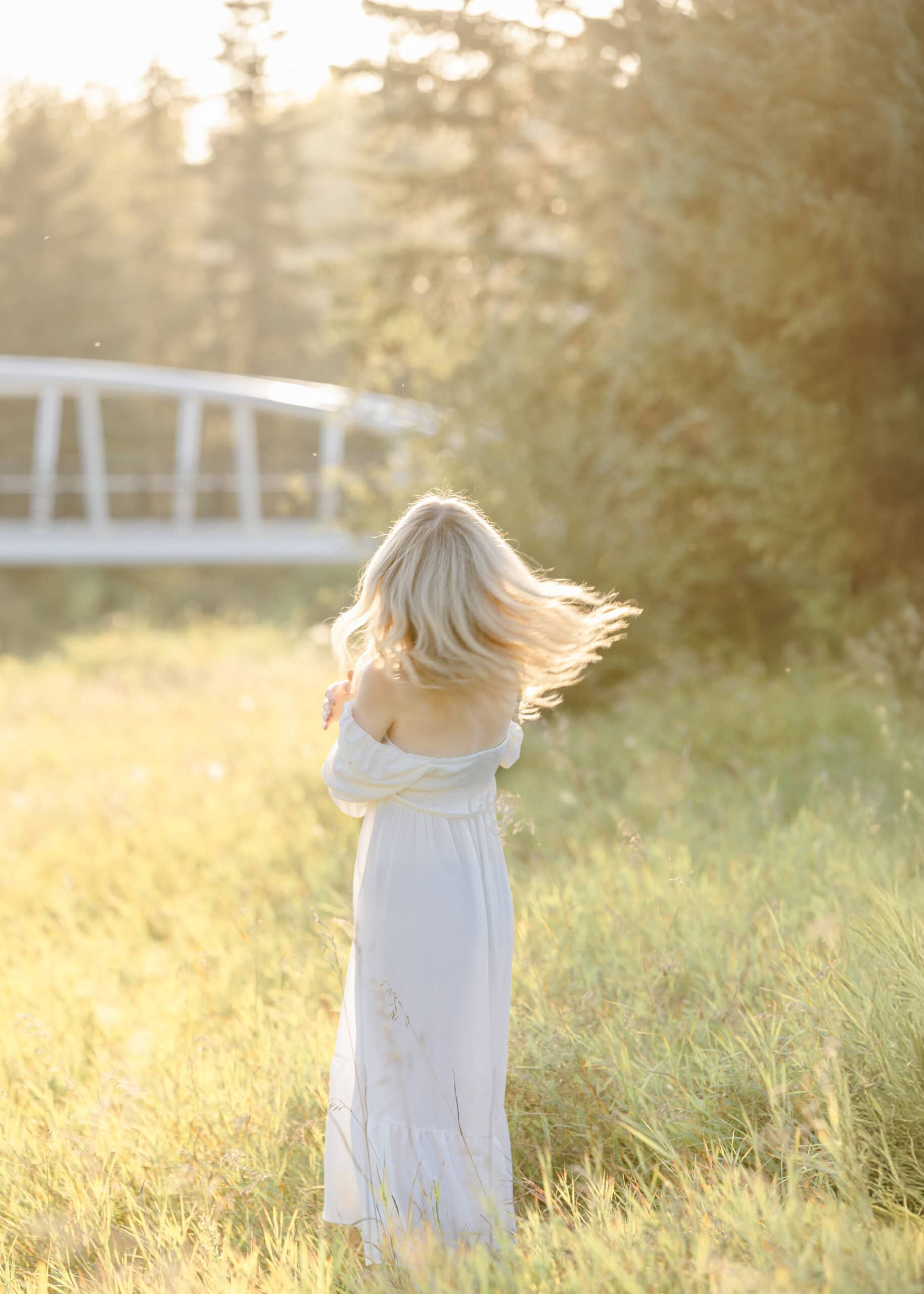 non posting style outdoor family photoshoot