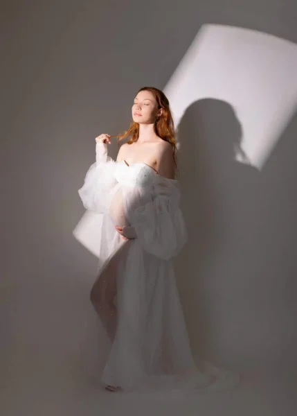 Glamorous maternity session with professional styling – Edmonton high-end maternity photos